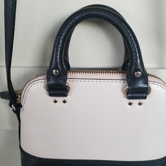 Kate Spade New York Berkeley Lane Hannah Mini Black & Cream Cross Body Bag. - Picture 9 of 16